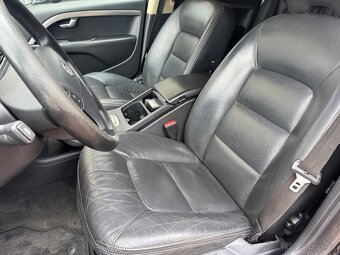 Volvo XC70 D5 AWD 136kw - 9