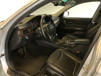 BMW ŘADA 3 330 XDRIVE - 9
