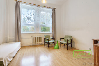 Prodej budovy s byty a garážemi jen 2km od jezera Medard– So - 9