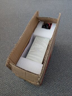 Laboratorní regulovaný zdroj 30V/10A - 9