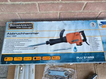 Prodám Demoliční kladivo Schwarzbach SAH 1500 -50 J. - 9