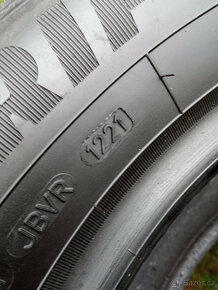 Zánovní letní pneumatiky Goodyear 215/60/17 99,99% - 9