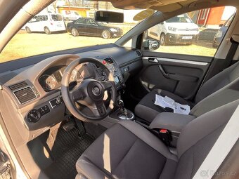 Volkswagen Touran, 1.6TDi 77kWWEBASTOVÝHŘEV SED - 9