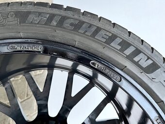 21" sada: 4x letní pneu MICHELIN, 4x disk, 4x senzor tlaku - 9