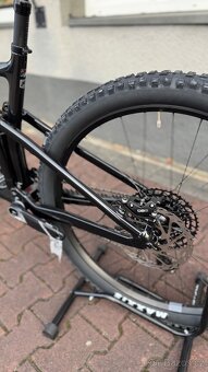 Enduro Focus JAM 8.8 KARBON -Akční cena - 9