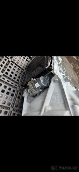 Vw touareg 4.2 tdi - 9