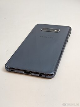 Samsung Galaxy S10e 6/128gb black. Záruka 6 měsíců. - 9