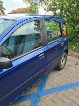 Fiat Panda modrá 2005 - 9