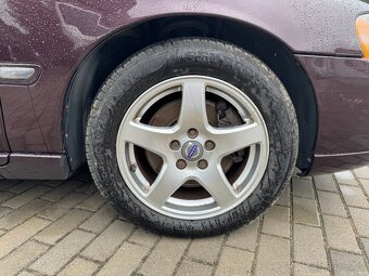 Volvo S60 D5 136kW + nová STK , závada - 9