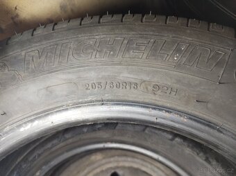 205/60 R16 - letní pneu - 4kusy - 9