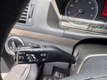 VW Touran 1.4 TSI 103kw 12/2009 WEBASTO - 9