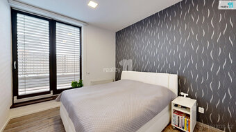 Prodej bytové jednotky 3+kk, 102m2, sklep 4m2, prostorná ter - 9