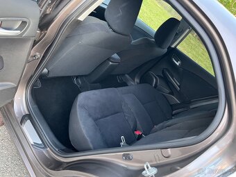 Honda Civic 2014 1,8i 9g - 9