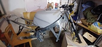 Honda 600 CBR 600 F - 9