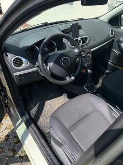 Renault Clio 3 1.6 16v 2006 - 9