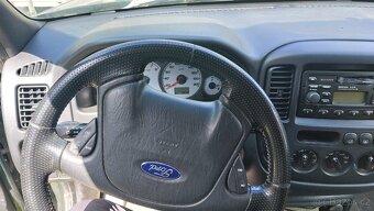 Ford Maverick - 9