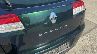 Renault Laguna III 2,0 L benzín - 9