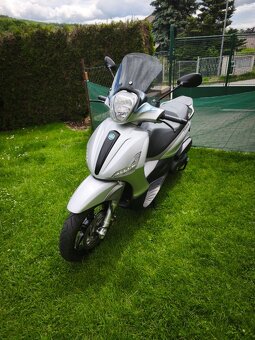 Piaggio Beverly 350 i.e. ABS/ASR Sport Touring (2016) po ser - 9