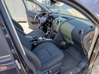 Nissan Qashqai+2 2011 1.5 - 9