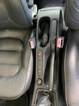 Peugeot 406 Coupe V6 - 9