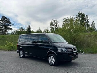 Volkswagen Caravelle Long 2.0 TDI DSG (2015) – 8místný vůz v - 9