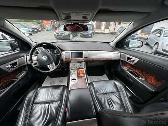 Jaguar XF 3.0 v6 Top stav - 9