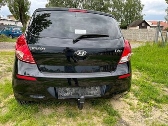 Hyundai i20 1.2 i r.v.2014 pouze 96tkm - 9