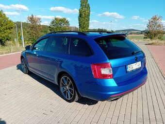 ŠKODA OCTAVIA 3 RS 2.0 TDI, Servis, ACC, Kamera. - 9
