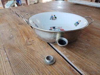 ART DECO DĚTSKÝ PORCELÁNOVÝ TERMOTALÍŘ - 9