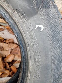 DODÁVKOVÉ PNEU 215/70 R 15 C - 9
