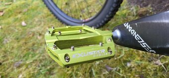 Prodám 2ks zánovních trailbiků GT Sensor Carbon Elite 29" L - 9