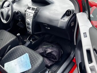 Toyota Yaris 1.0i 51kw, r.2008, 5-ti dveř, STK, klima, TOP - 9
