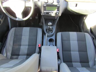 Volkswagen Touran 2.0 TDi , 100 kW nafta, 2008 - 9