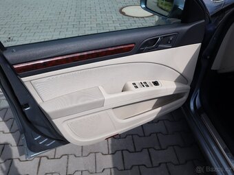 Škoda Superb 3.6 V6 4x4 191kW r.2012 serviska zachovalý stav - 9