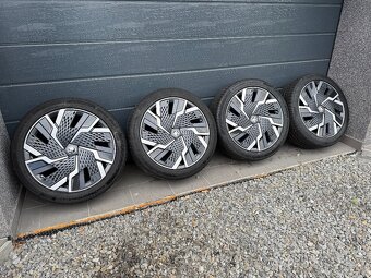 Prodám original ALU Škoda s pneu R20 - Sagitarius - 9