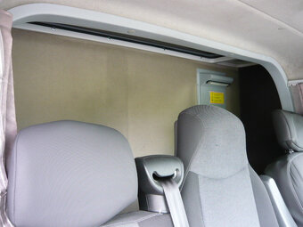 RENAULT MASTER 2.3 DCI 10 PALET MĚCHY - 9