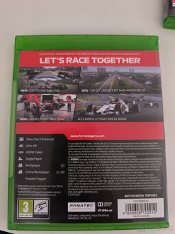 Hry na Xbox one a PlayStation 2 - 9