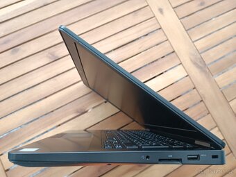 Dell Latitude E5470 Core i3-6100U,12GB RAM,128GB SSD - - 9