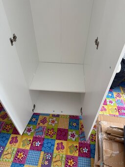 Dětský nábytek, skříň, komoda a přebalovací pult/stůl - 9
