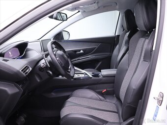 Peugeot 3008 1,6 PT 121kW Automat Allure (2017) - 9
