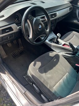 BMW e90 320d - 9
