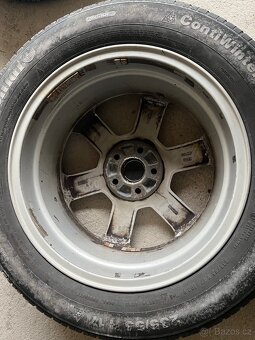 Kola Volvo 235 55 r17 - 9