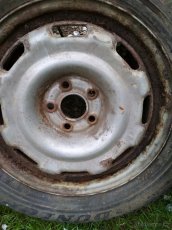 Sada starších zimních pneu s diskem - 195/65 R15 - 9