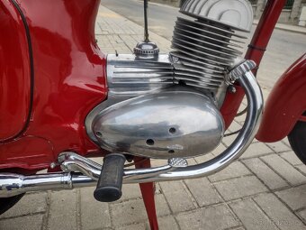 Jawa 125 typ 355 malá Kývačka - 9
