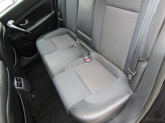 Renault Latitude 2.0dCi , 110 kW nafta, 2011 - 9