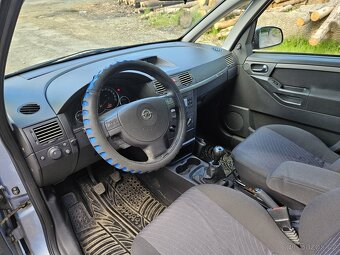 Opel Meriva 1.6i 16V benzín 77kW rok 2008 - 9