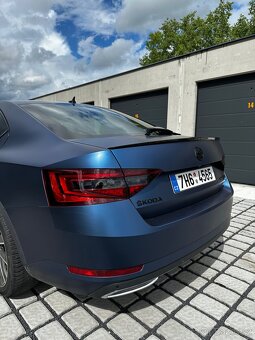 Škoda SUPERB 2.0 tdi 140kw 4x4 sportline - 9