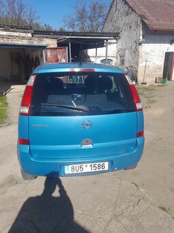 Opel meriva 1.6 - 9