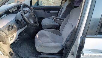 Citroën C8 2,0i SX 7 Míst, tažné, STK na 2 roky - 9
