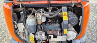 Minibagr Kubota KX015- - 9